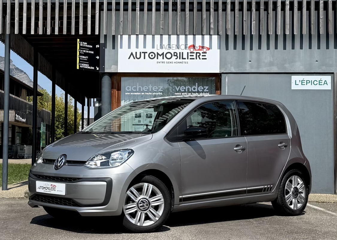 Volkswagen UP 1.0 75ch BlueMotion Beats Audio 5p / Entretien Volkswagen — 1