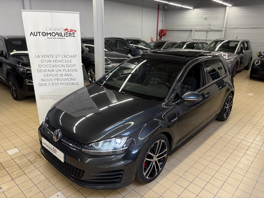 Volkswagen Golf 2.0 TDI 184 BLUEMOTION GTD DSG BVA — 1