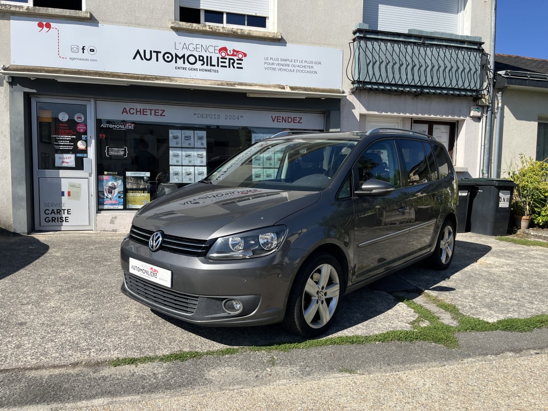 Volkswagen Touran 2.0 TDI 140cv Carat DSG 6 - 7 Places