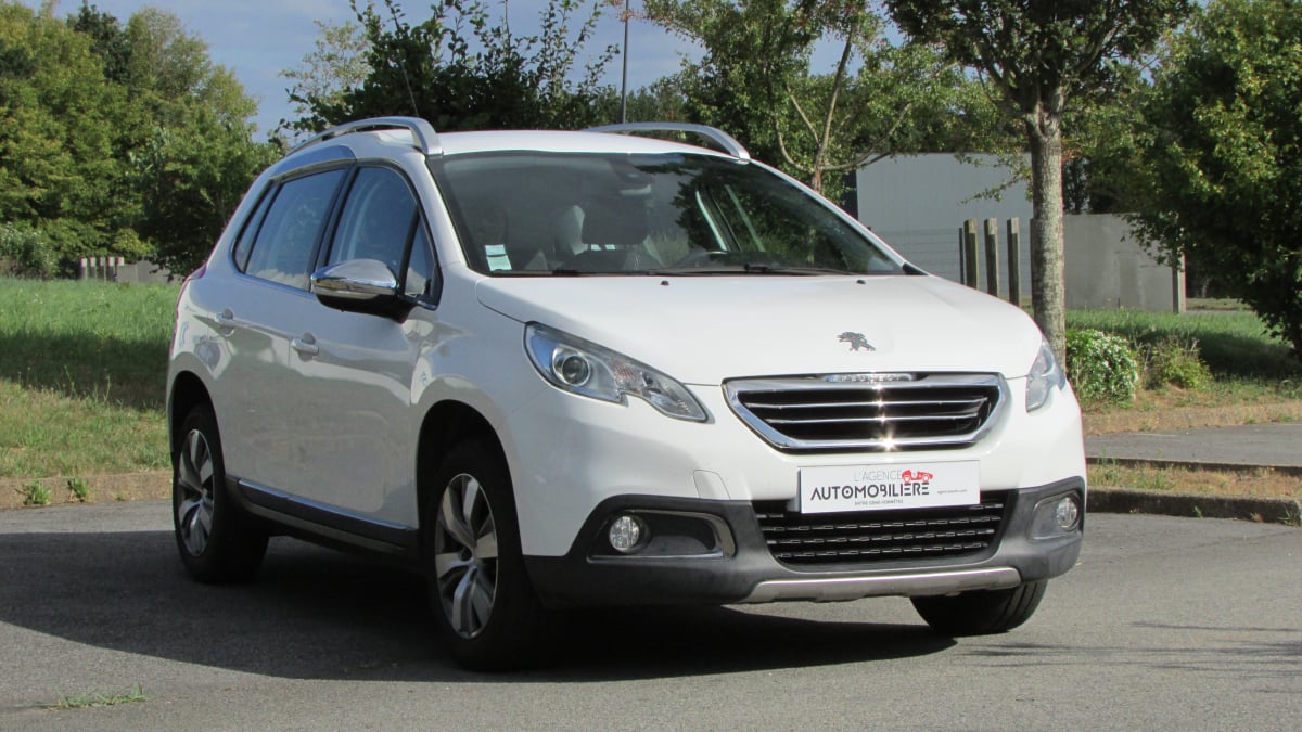 Peugeot 2008 1,2L PURETECH 82CH ALLURE — 1