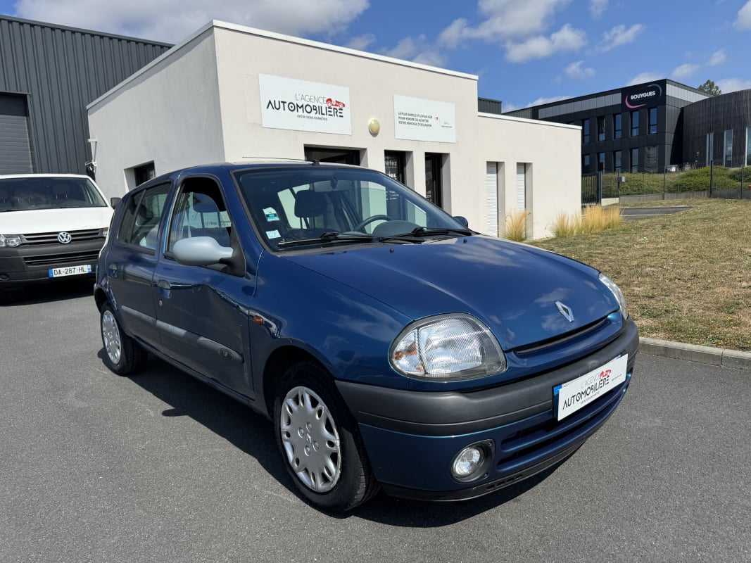 Renault Clio II 1.2i 60 RXE | BLUETOOTH | DISTRI OK | FAIBLE KILOMETRAGE — 1