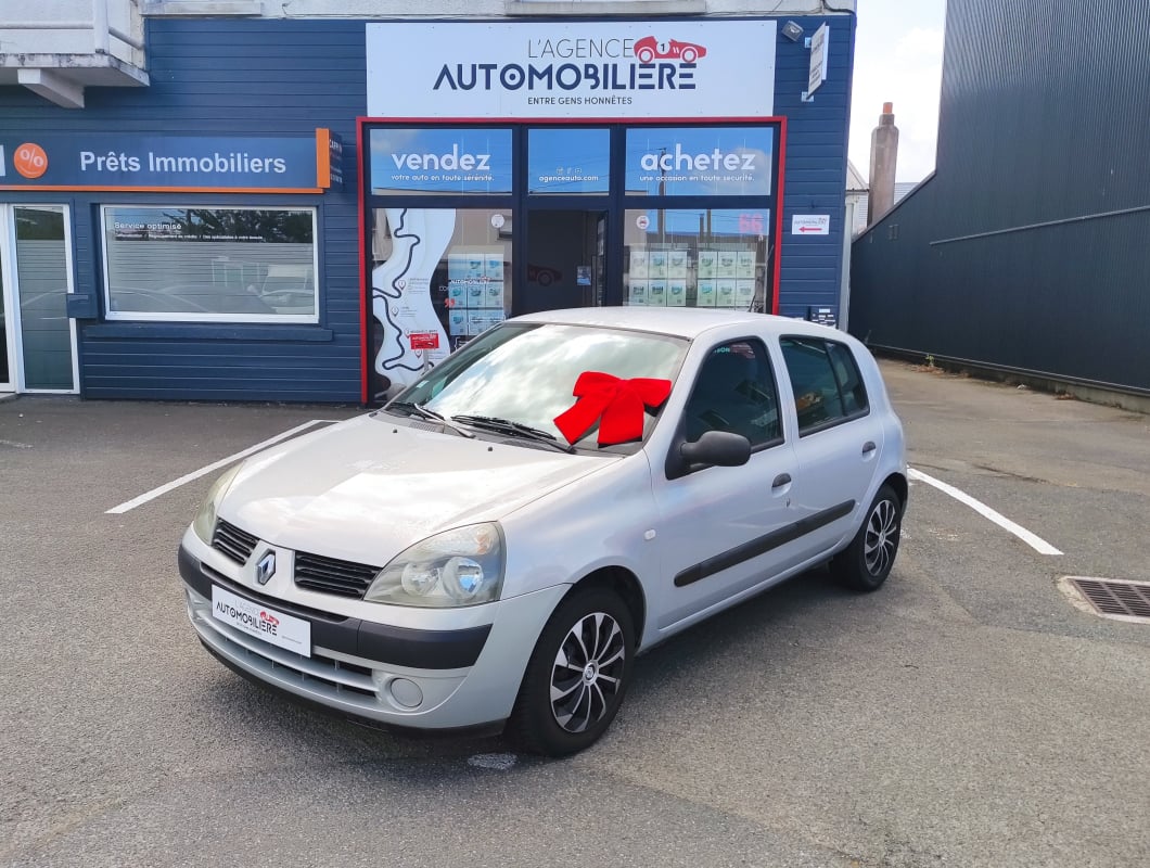 Renault Clio 2 1.2 60ch BVM5 Authentique — 1