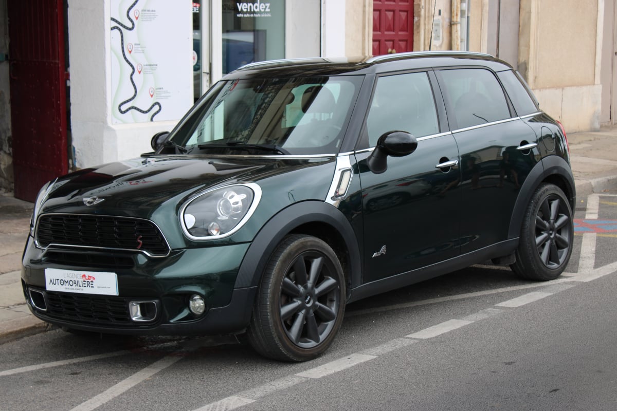 Mini Countryman 2.0 SD 145 COOPER ALL4 BVA ( Sièges chauffants, Radar arr, GPS .... ) — 1