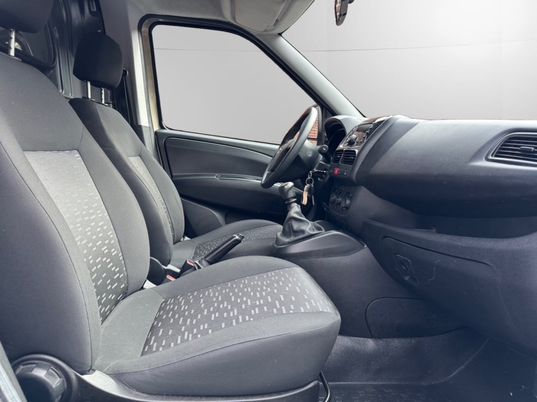 Opel Combo Life 1.4li — 24