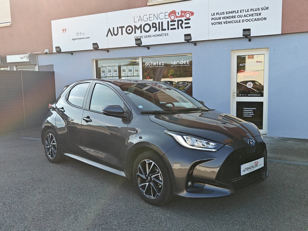 Toyota Yaris 116ch Design 5p — 1