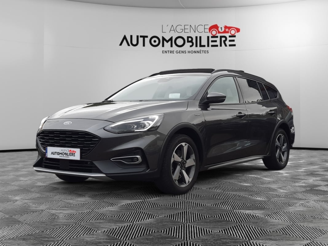 Ford Focus SW Réservé 1.5i Active Break 150CH boite Auto/ Garantie 12 Mois — 1