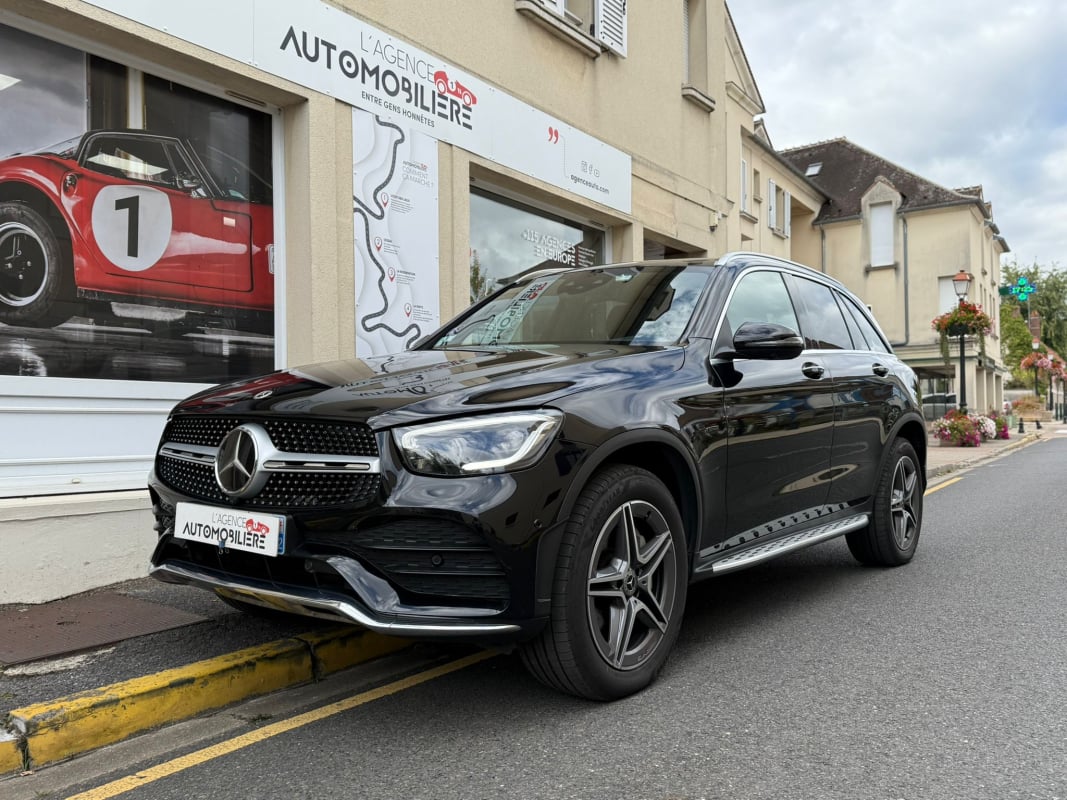 Mercedes-Benz Classe GLC 2.0 300 E 4MATIC AMG LINE 9G-TRONIC — 1