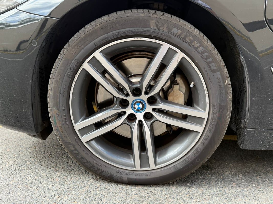 BMW Série 5 530e TwinPower Turbo xDrive 292 ch BVA8 Business Design — 22