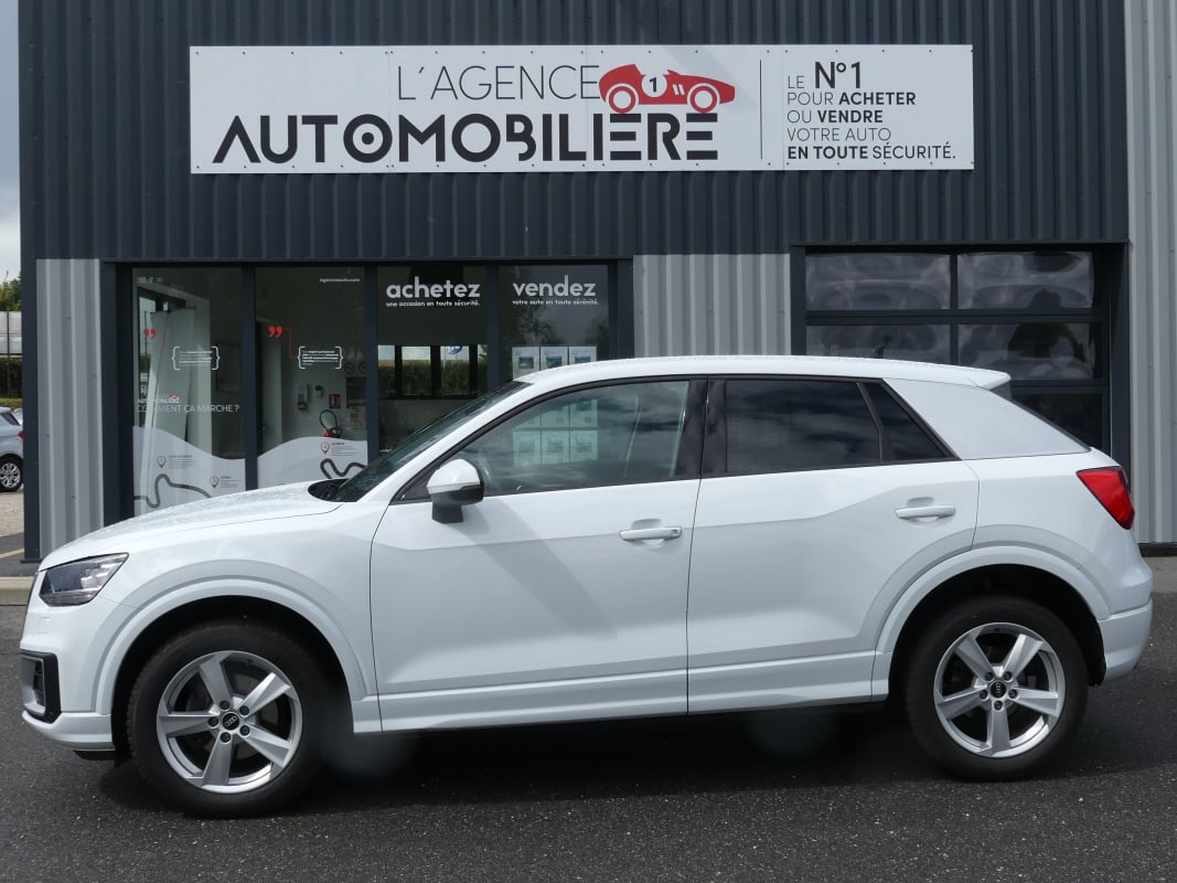 Audi Q2 DESIGN TFSI 150 CV — 2