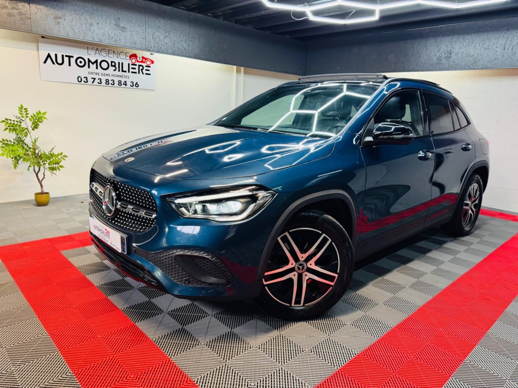 Mercedes-Benz Classe GLA 200d 2.0 d 16V 8G-DCT 150 cv Boîte auto — 1