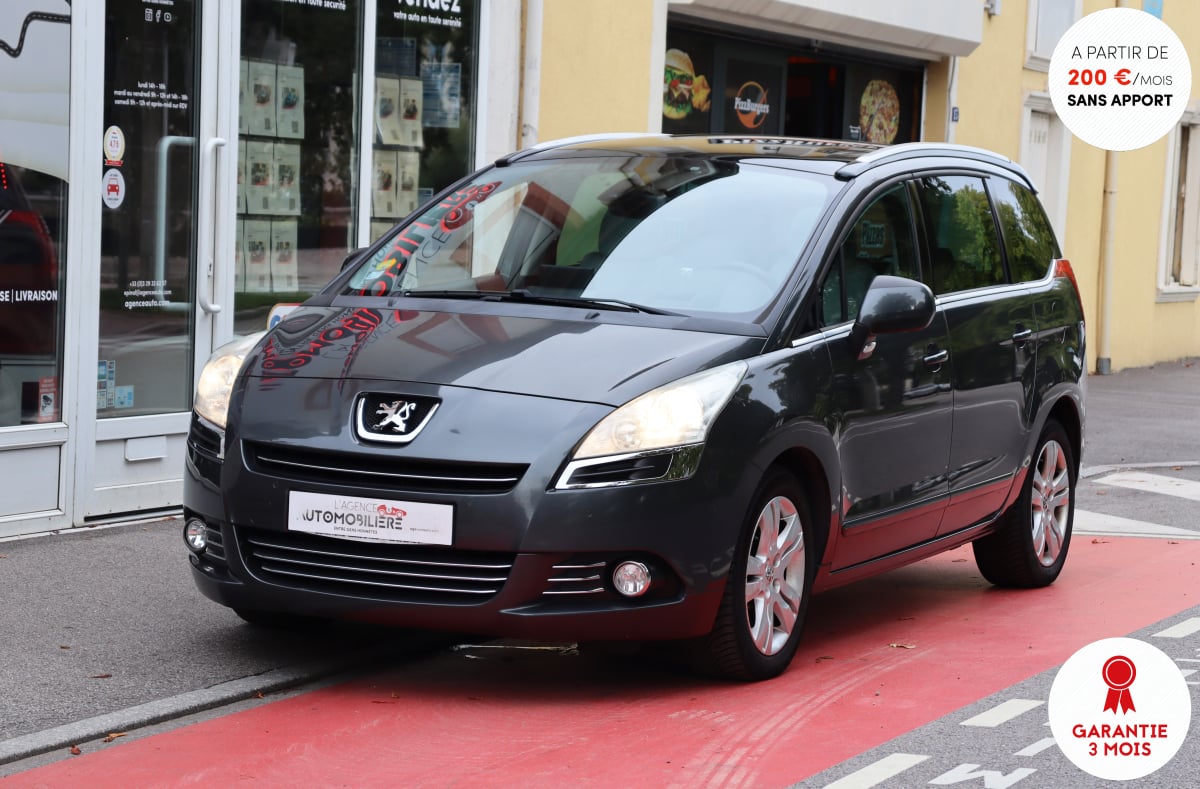 Peugeot 5008 2.0 HDi 150 Allure 7 Places BVM (Distribution à jour, Toit pano, Tête haute) — 1