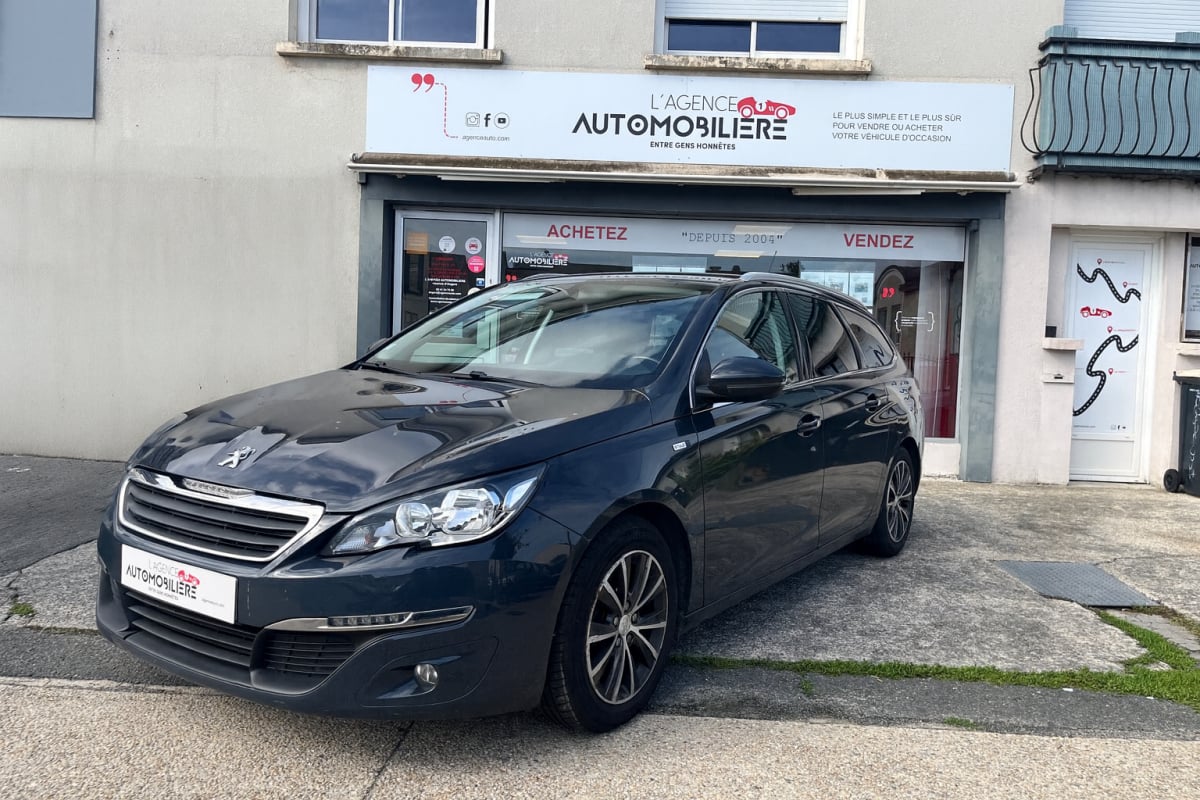 Peugeot 308 SW 1.6 HDi 100cv Style - Caméra de recul — 1