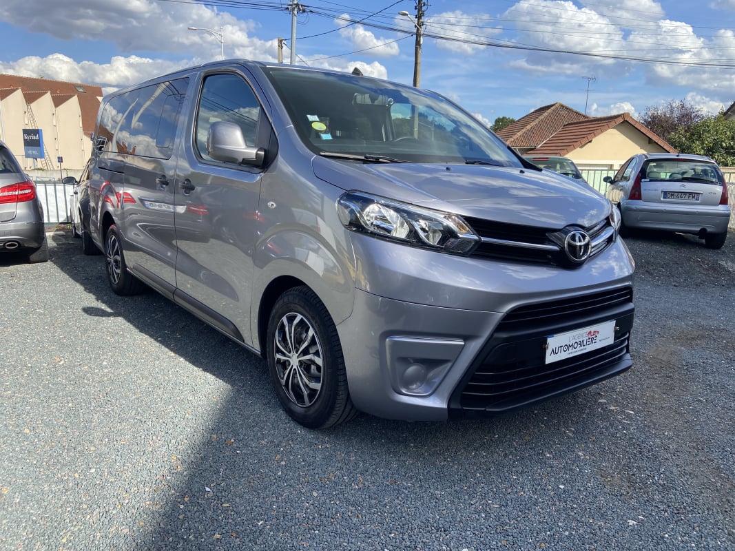 Toyota PROACE Combi LONG 2.0 150 D-4D 9 PLACES — 2