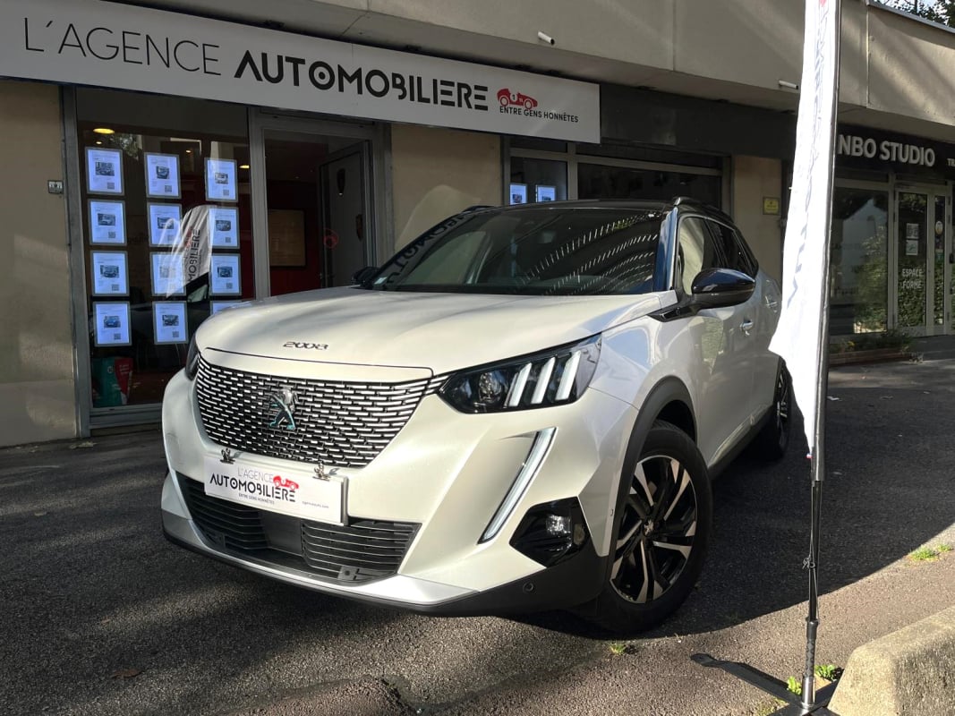 Peugeot e-2008 GT 136 2020 50 KWH BLANC NACRE, ANGLE-MORT — 1