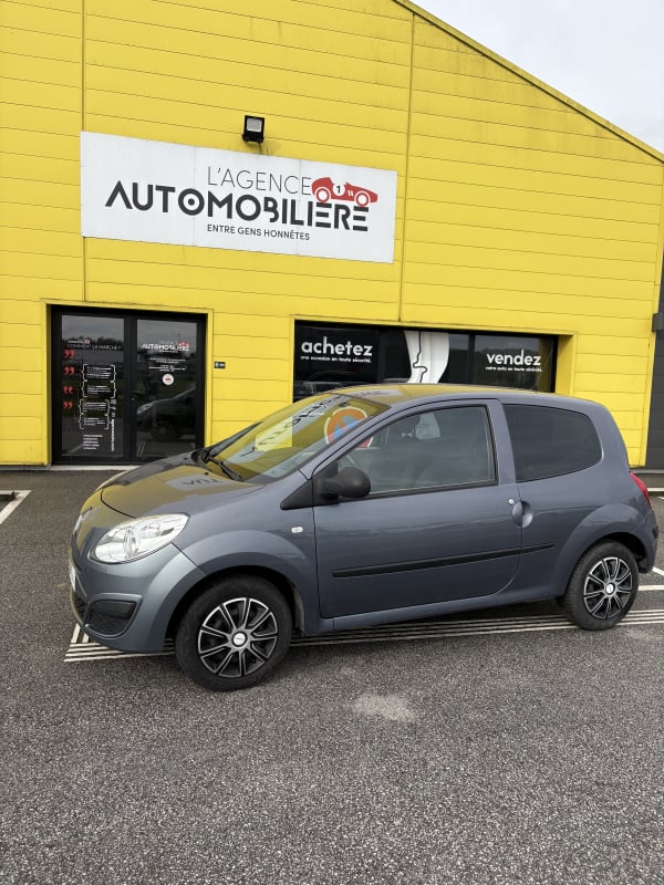 Renault Twingo II 1.2 Authentique — 1