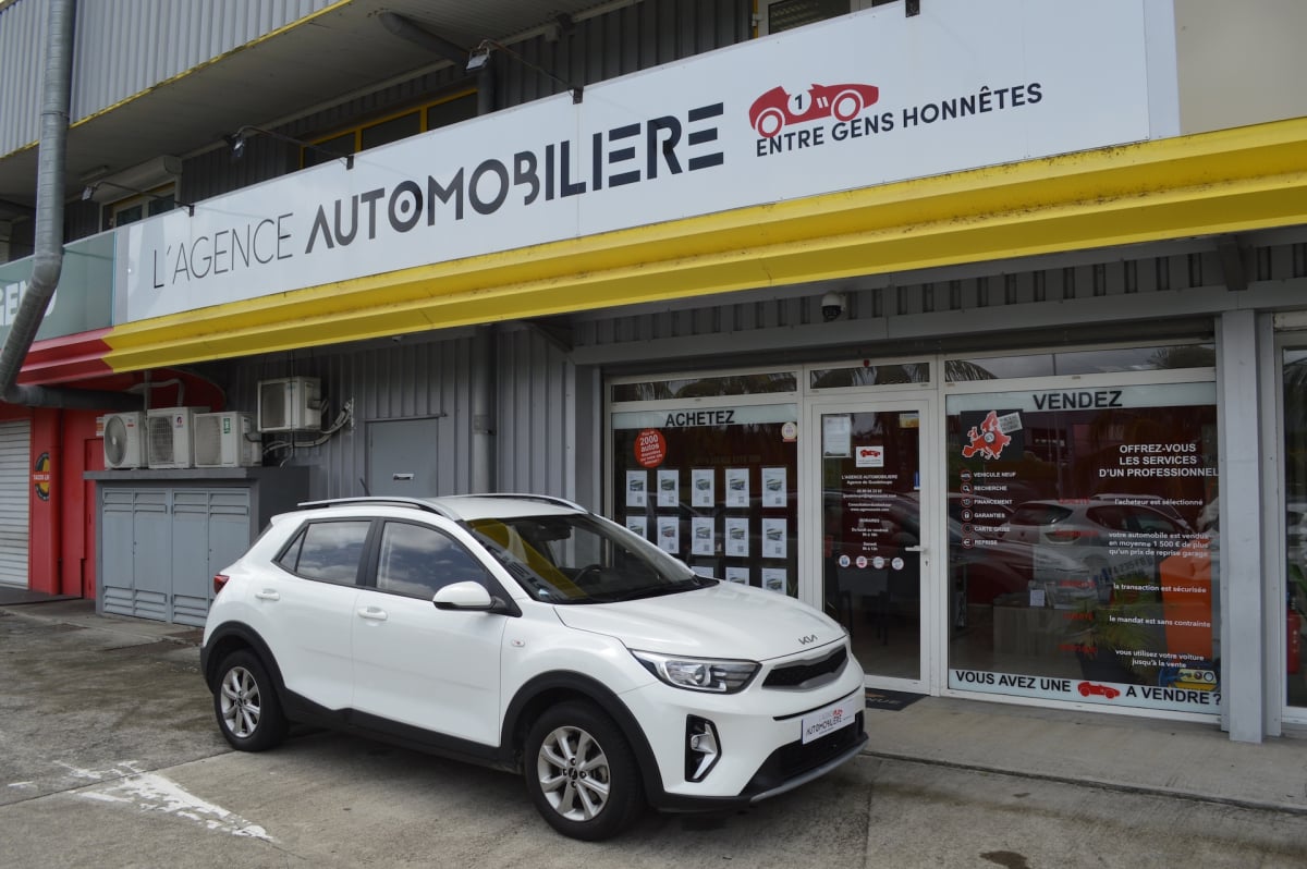 Kia Stonic 1.0 T-GDI 100 ACTIVE — 1