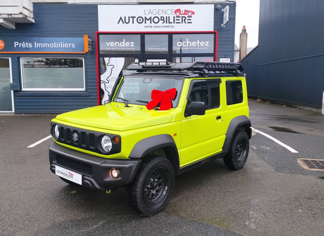 Suzuki Jimny 1.5 VVT 100 ch 4WD PRIVILEGE (Galerie + Attelage) — 1