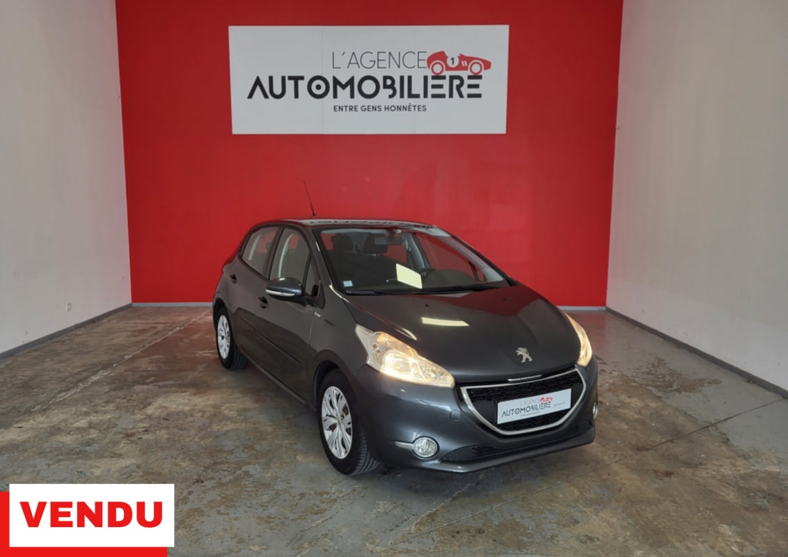 Peugeot 208 PEUGEOT 208 1.2 VTI 82 URBAN SOUL 5P/DISTRIBUTION CHANGÉE EN 2024 À 91 280KM — 1