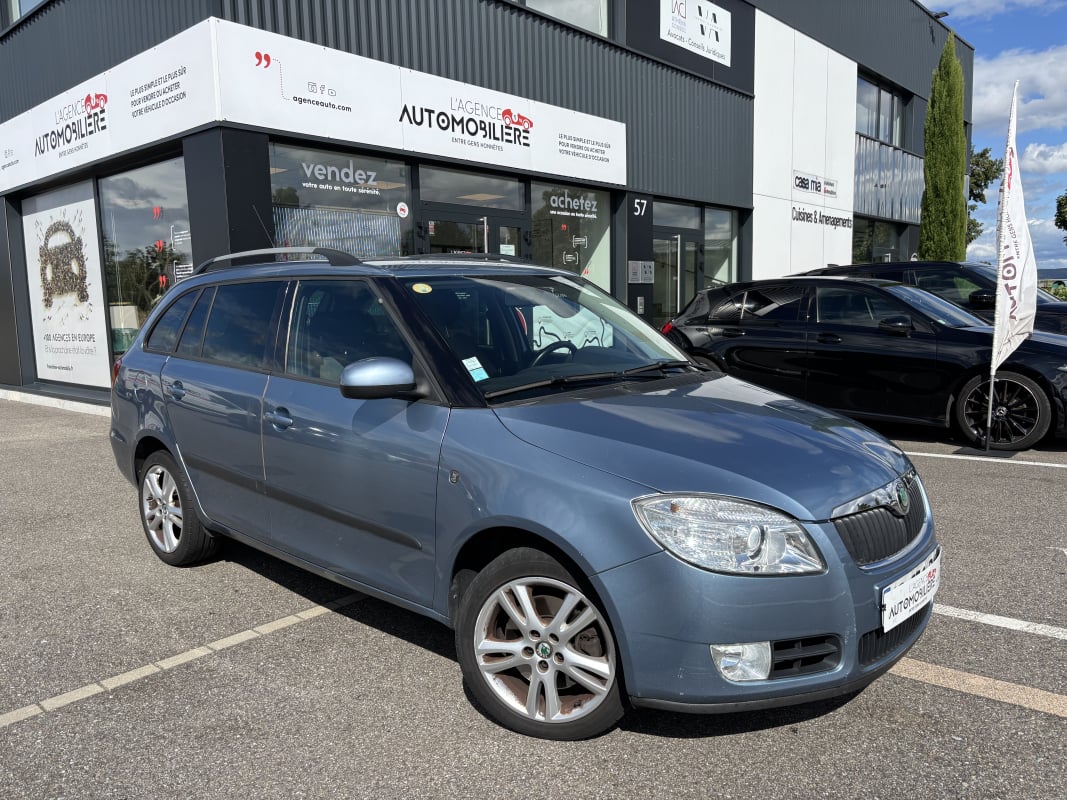 Skoda Fabia Combi 1.6 TDI 105 CV Sport BVM - 1ère main — 1
