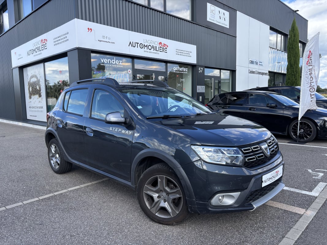 Dacia Sandero Stepway Phase 2 0.9 TCe 12V S&S 90 CV - 1ère main - Garantie 12 Mois — 1