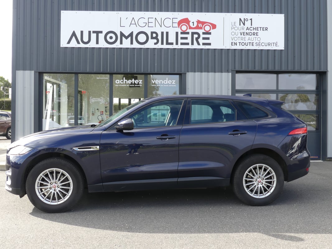 Jaguar F-Pace 2.0 D 180 10CV PURE — 2