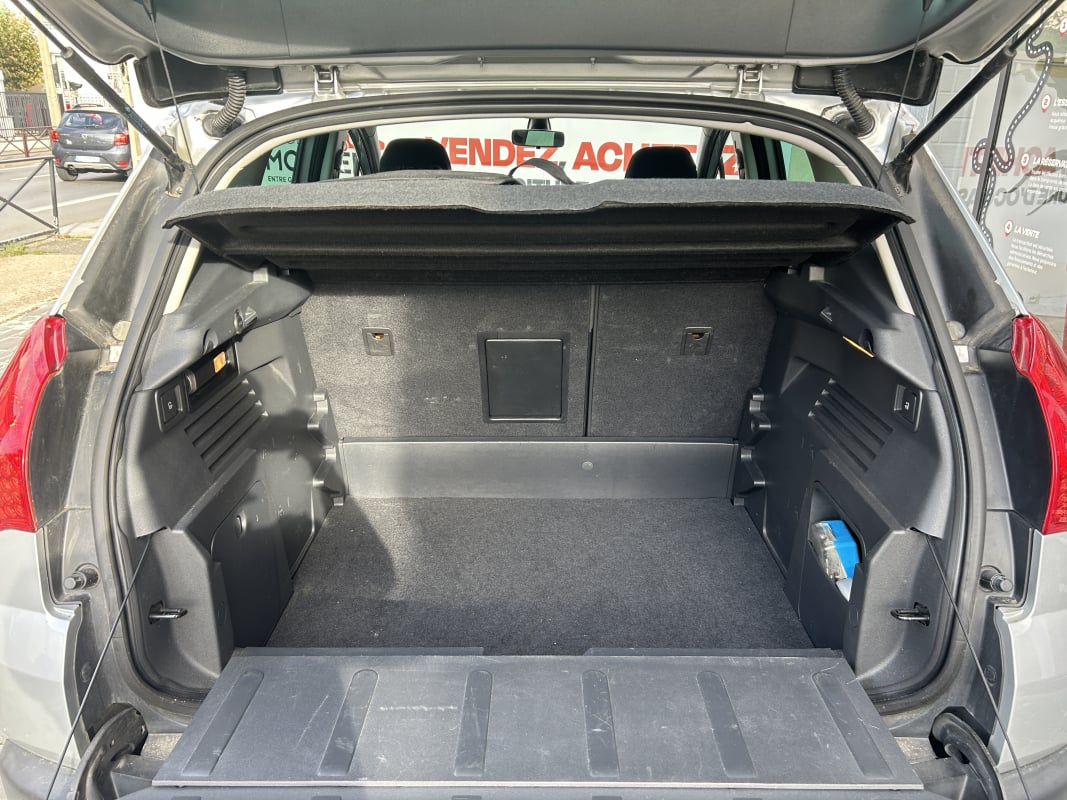 Peugeot 3008 1.6 e-HDi 112 FAP BUSINESS PACK BMP6 — 20