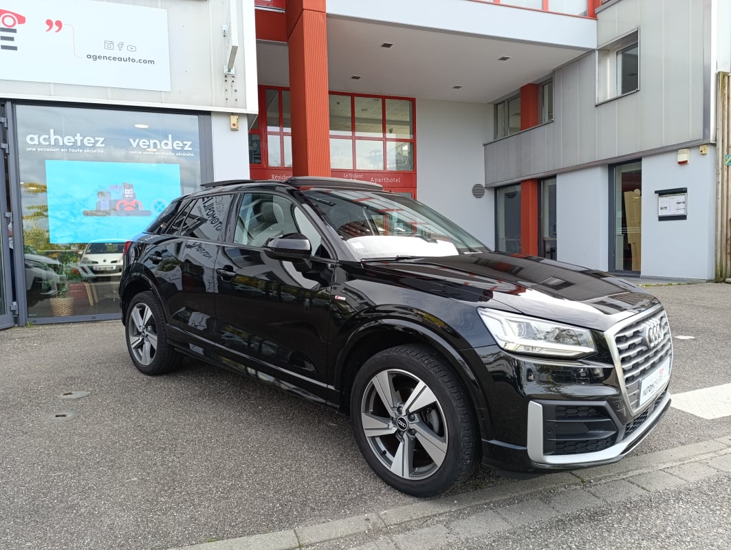 Audi Q2 30 1.6 TDI S-Tronic7 116 cv Boîte auto S-LINE — 1