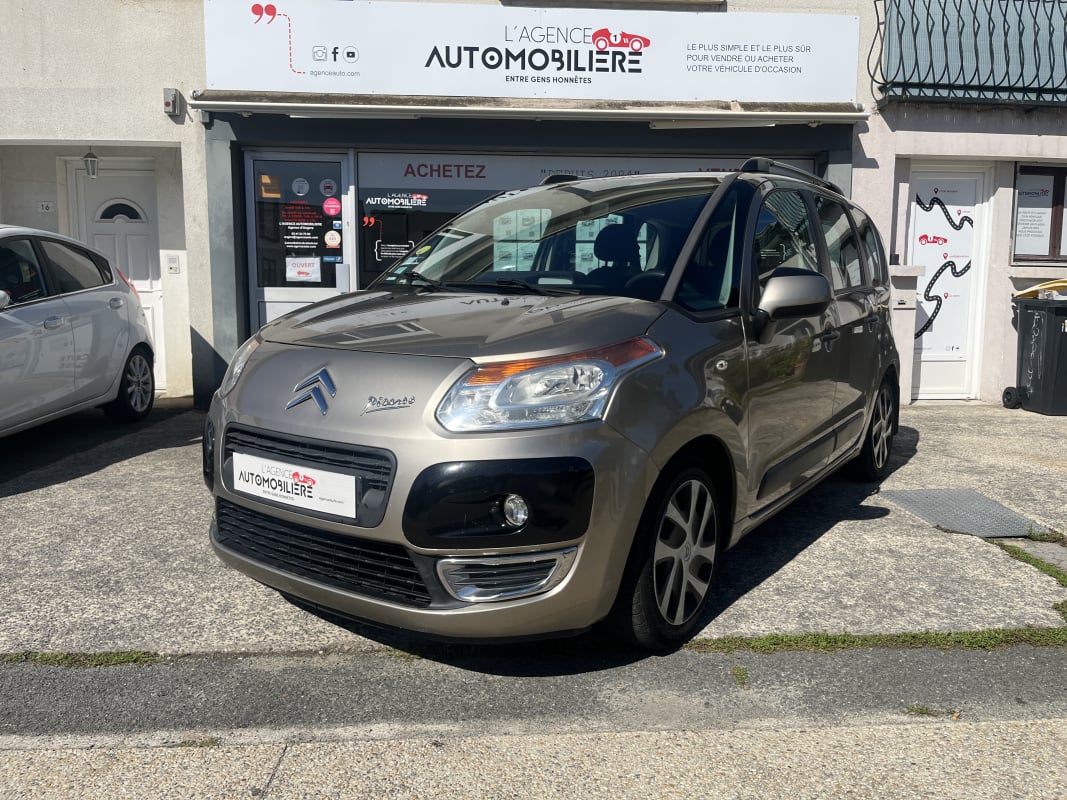 Citroen C3 Picasso 1.6 HDi 92 cv - Seconde main - Distribution à jour - Attelage — 1