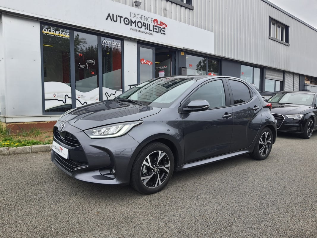 Toyota Yaris IV 4 HYBRIDE MC24 1.5 116H DESIGN ECRAN 10,5 POUCES — 1