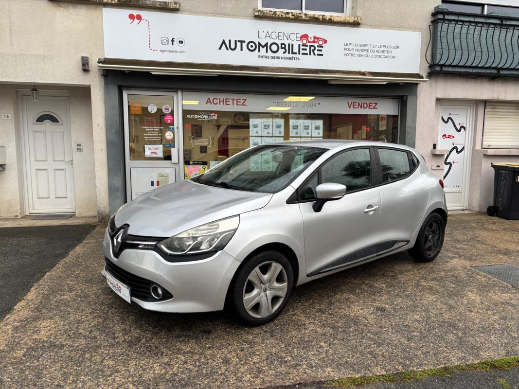 Renault Clio IV 1.5 dCi 90cv Energy Zen — 1