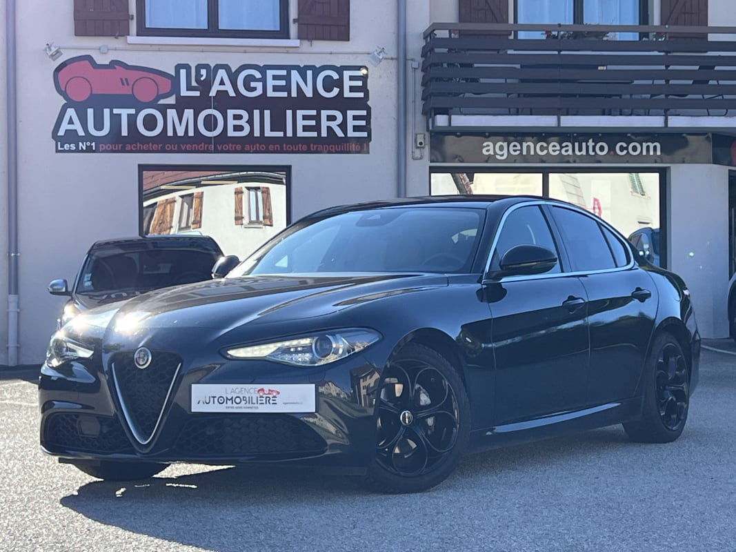 Alfa Romeo Giulia 2.2 Jtdm 180ch LUSSO AT8 — 1