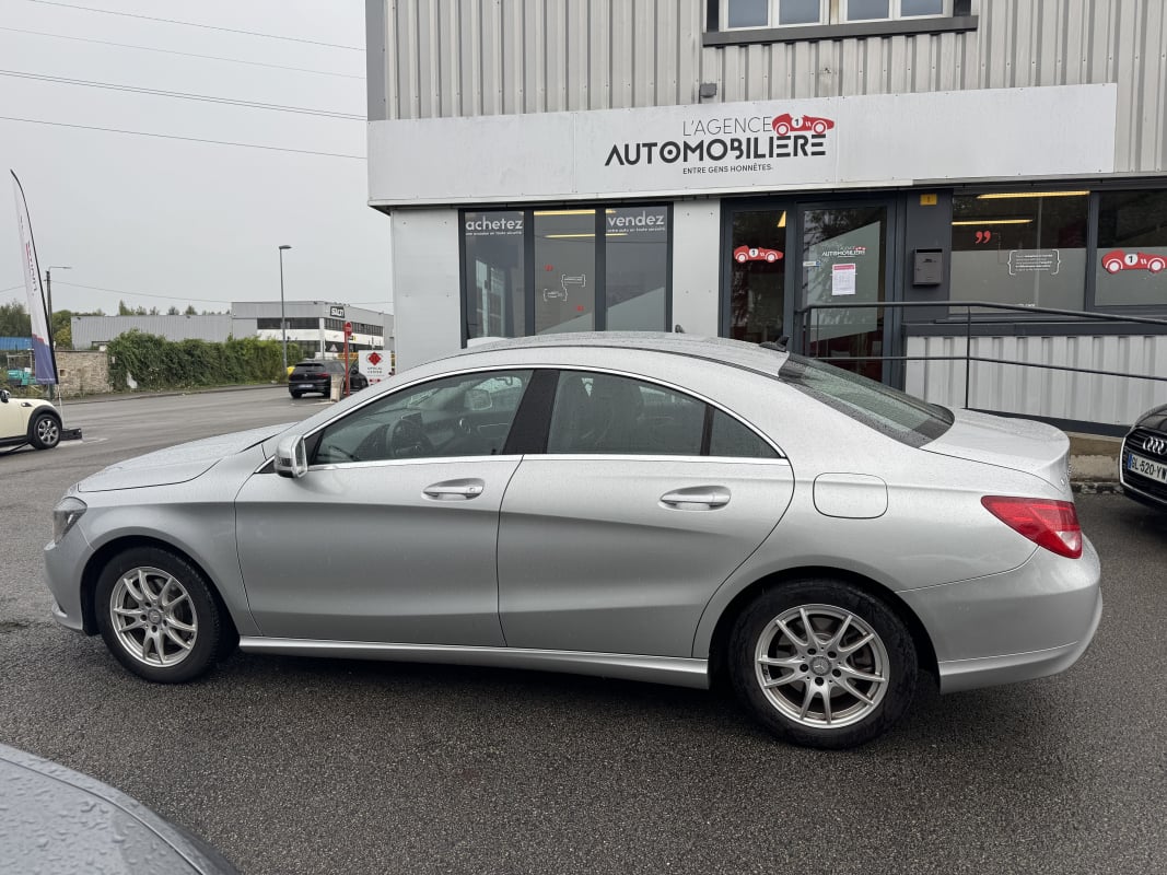 Mercedes-Benz Classe CLA COUPE 200 7G-DCT 136 CH — 2