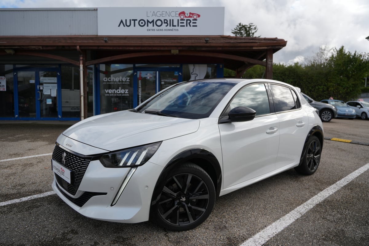 Peugeot 208 II 1.2 130 S&S GT PACK EAT8 — 1