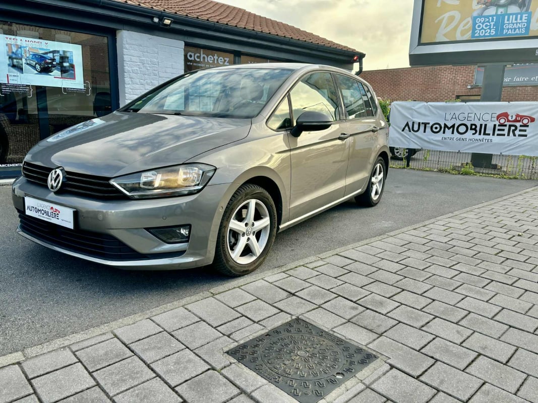 Volkswagen Golf Sportsvan 1.6 TDI 110 BLUEMOTION TECHNOLOGY CONFORTLINE — 1