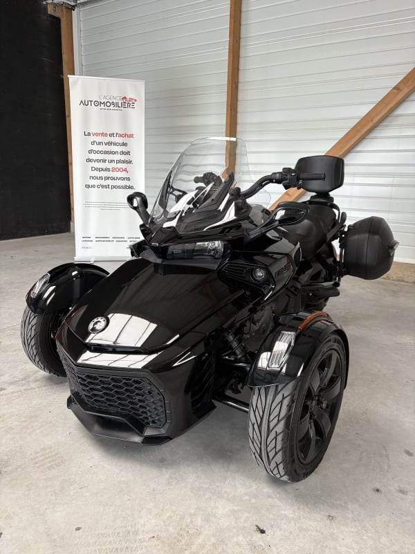 CAN-AM Spyder F3 STD 1330 2021. Seulement 1 900 KM — 1