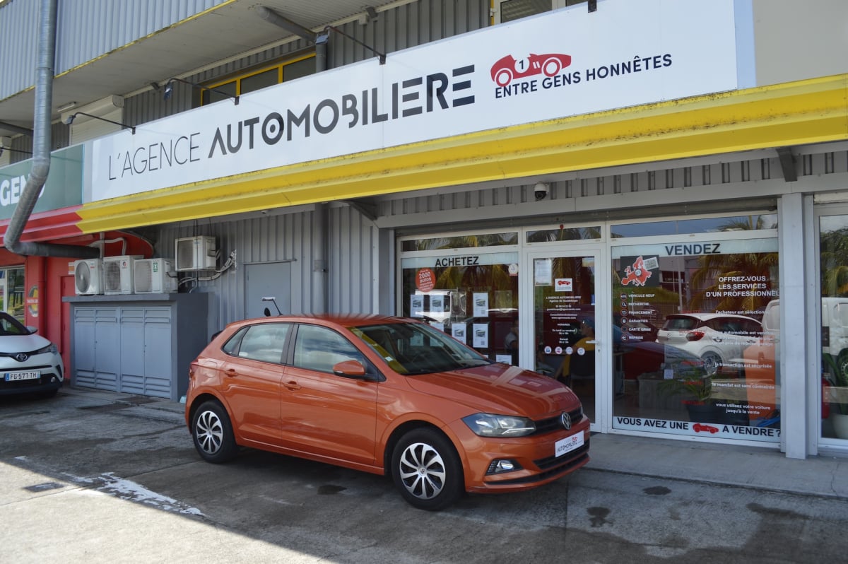 Volkswagen Polo 1.0 TSI 95 TRENDLINE — 1