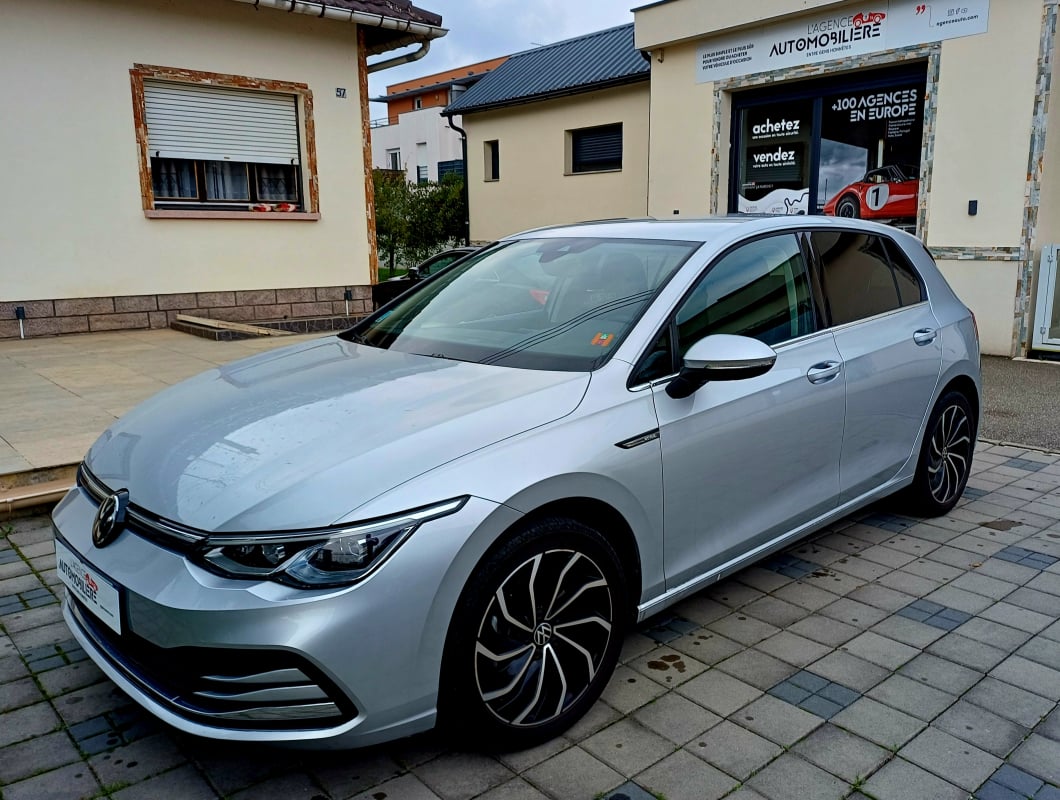 Volkswagen Golf Golf VIII 1.5eTSI 130 cv Finition Style sous garantie constructeur jusqu'en 2028 — 1