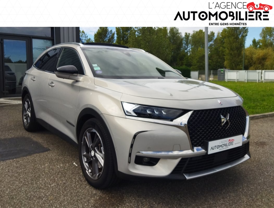 DS DS7 CROSSBACK E-tense 1.6 Plug in Hybrid 4X4 300 cv RIVOLI TOIT PANORAMIQUE — 1