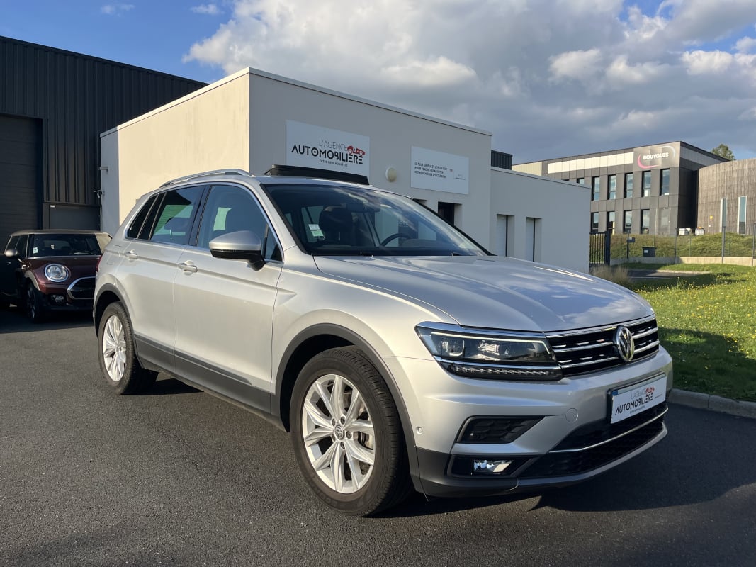 Volkswagen Tiguan 1.5 TSI EVO 150 DSG7 Carat 8.0 // 1ère Main — 1