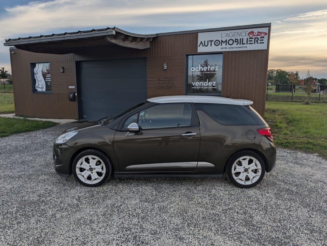 Citroen DS3 FINITION AIRDREAM SPORT CHIC 156 CV INTÉRIEUR CUIR SEMI ALCANTARA GPS — 2