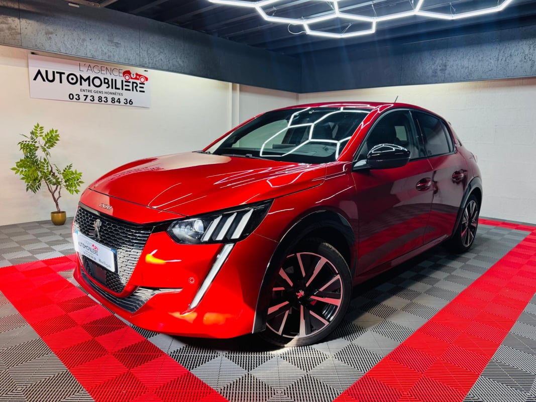 Peugeot 208 II GT LINE 1.2 Essence 12V EAT8 100 CV Boîte auto — 1