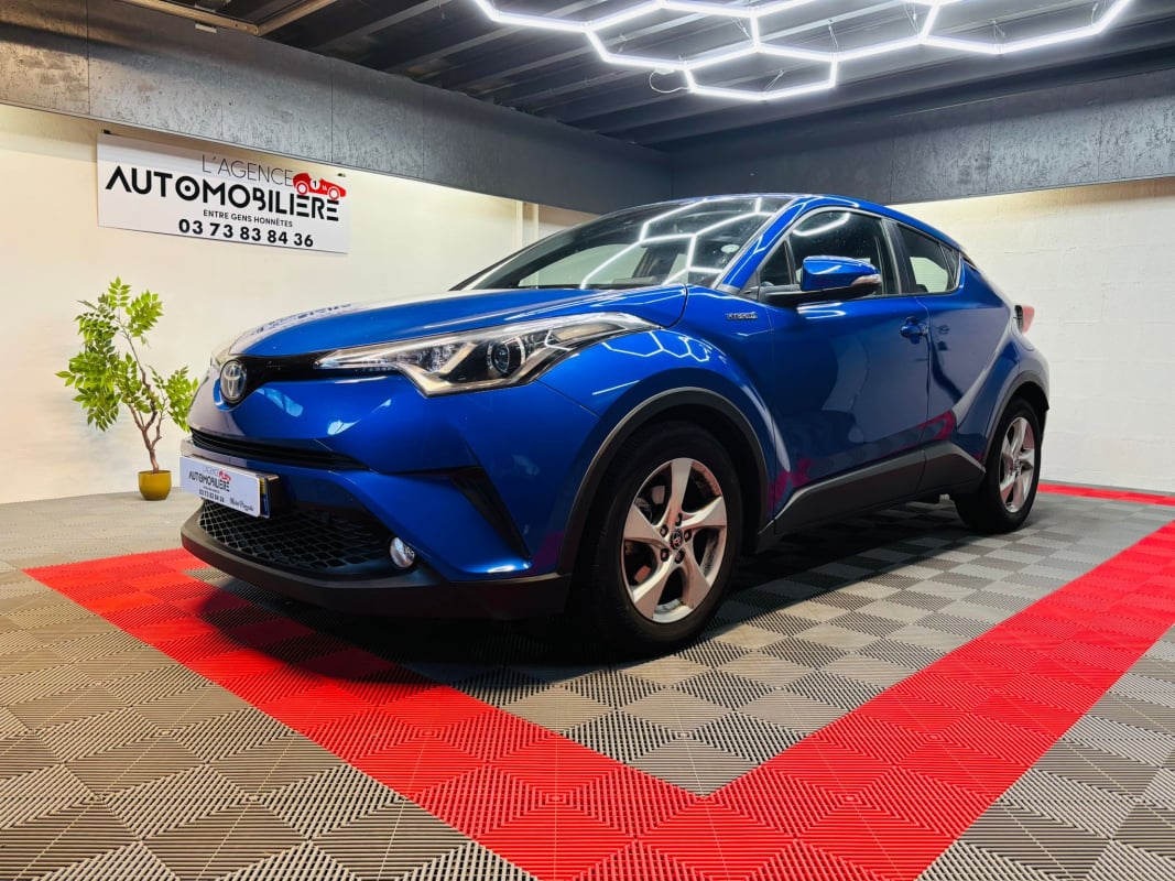 Toyota C-HR C-HR Hybride 122CV Dynamic — 1