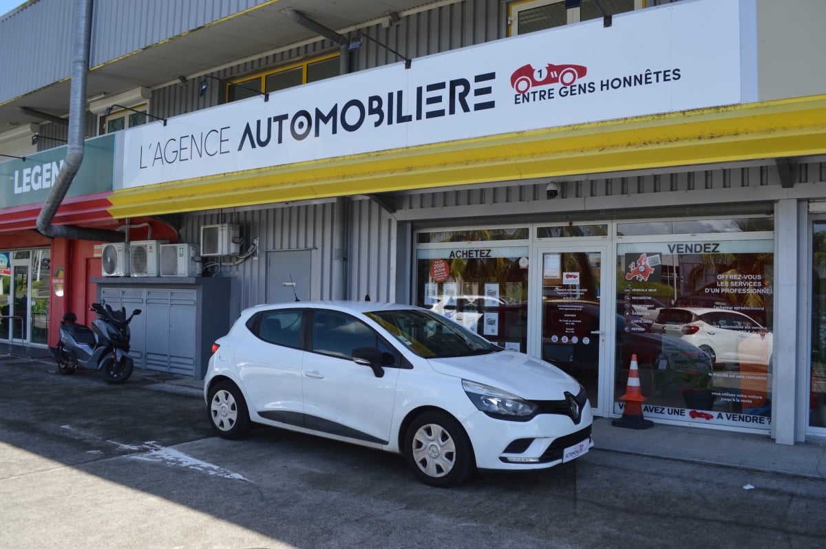 Renault Clio IV (2) 1.5 DCI 75 LIFE — 1