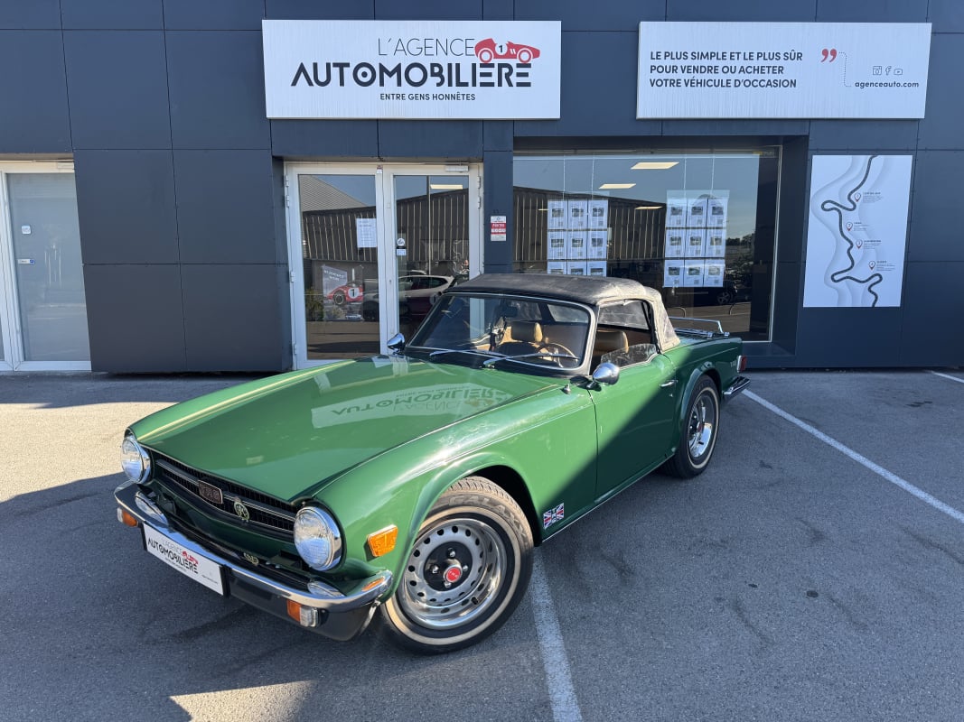 Triumph TR6 carburateur 104ch 2.5l — 1