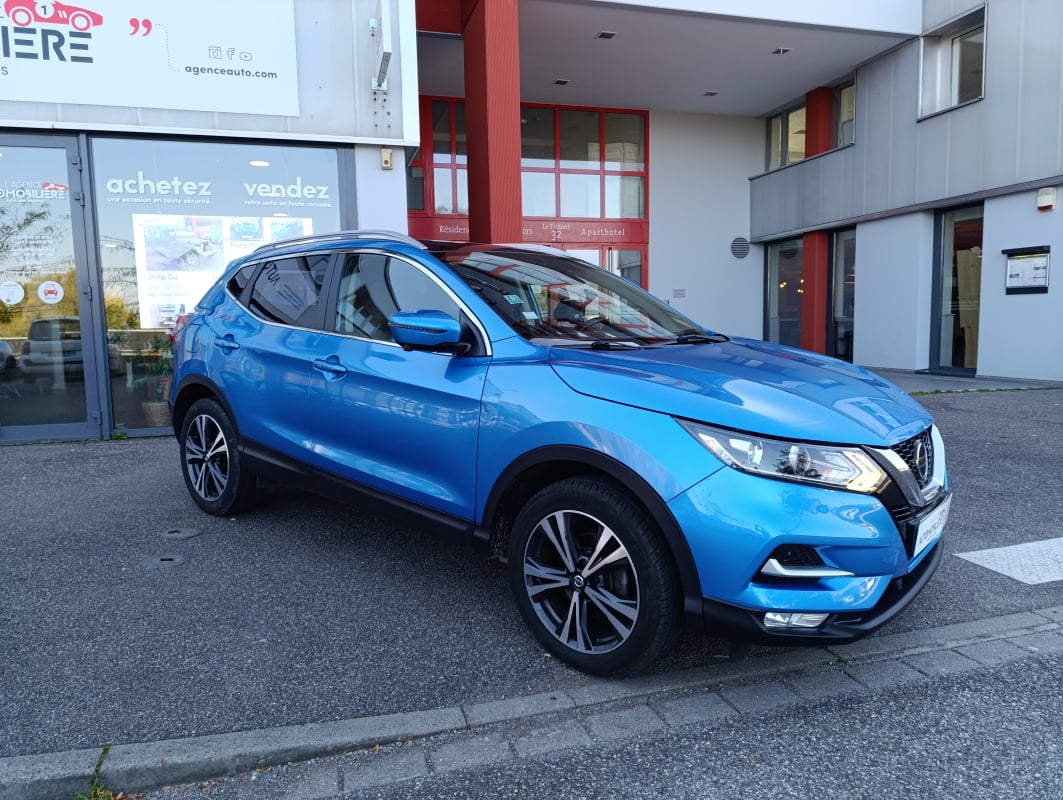 Nissan Qashqai II 1.6 dCi Xtronic 130 cv Boîte auto N-CONNECTA Toit Pano — 1