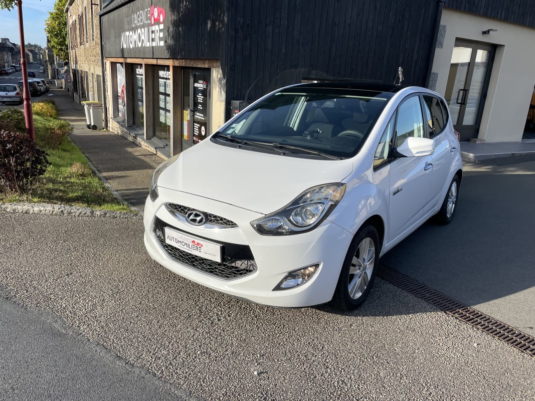 Hyundai ix20 1.4 CRDI 90 BLUEDRIVE PACK PREMIUM — 1