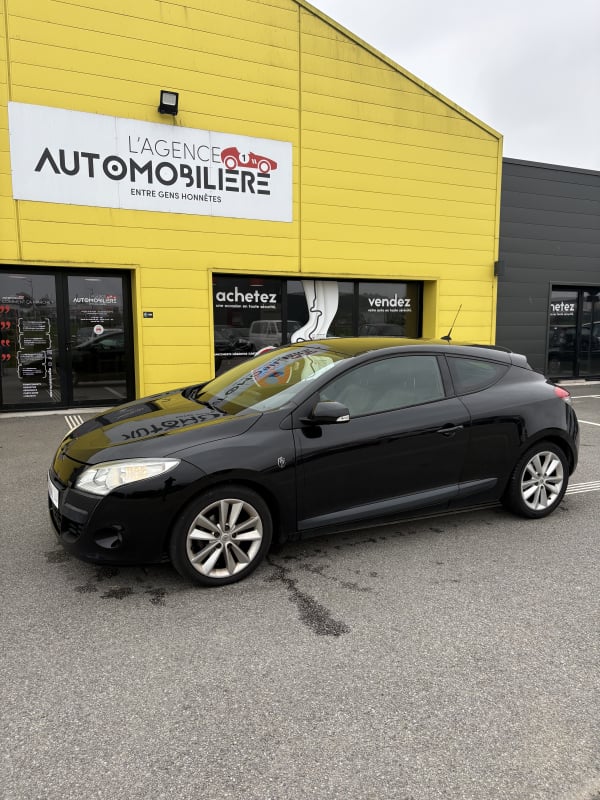 Renault Megane coupe III DCI 130 XV de france — 1