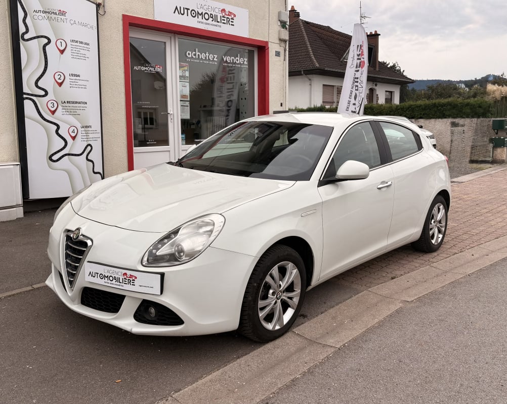 Alfa Romeo Giulietta III 1.4 T-jet 16V 120 ch Distinctive — 1