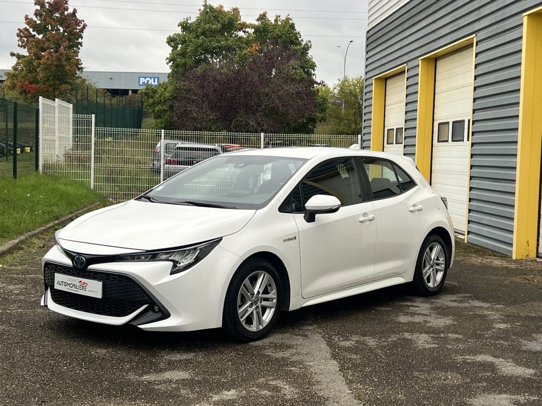 Toyota Corolla 1.8 VVT-i 122 CV Dynamic CarPlay Caméra Historique complet — 1