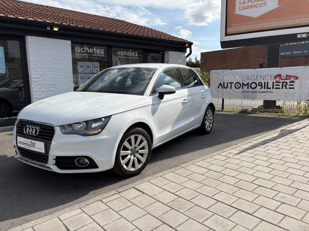 Audi A1 SPORTBACK 1.6 TDI 90 ATRACTION RADAR AR REGULATEUR — 1